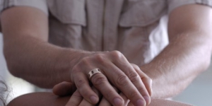 Mit der Tuina Akupressur Ausbildung bist du in der Lage in verschiedenen Berufsfeldern zu Arbeiten. Mit Hilfe eines hohen Praxisanteils bist du später in der Lage einen eigenen Selbsthilfekurs zu leiten.