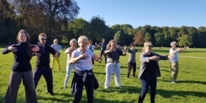 Qi Gong draußen